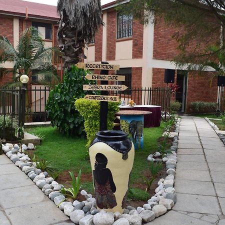 Acacia Hotel Mbarara Nyamitanga Bagian luar foto