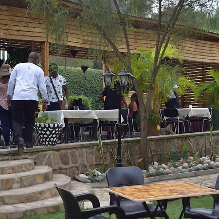 Acacia Hotel Mbarara Nyamitanga Bagian luar foto