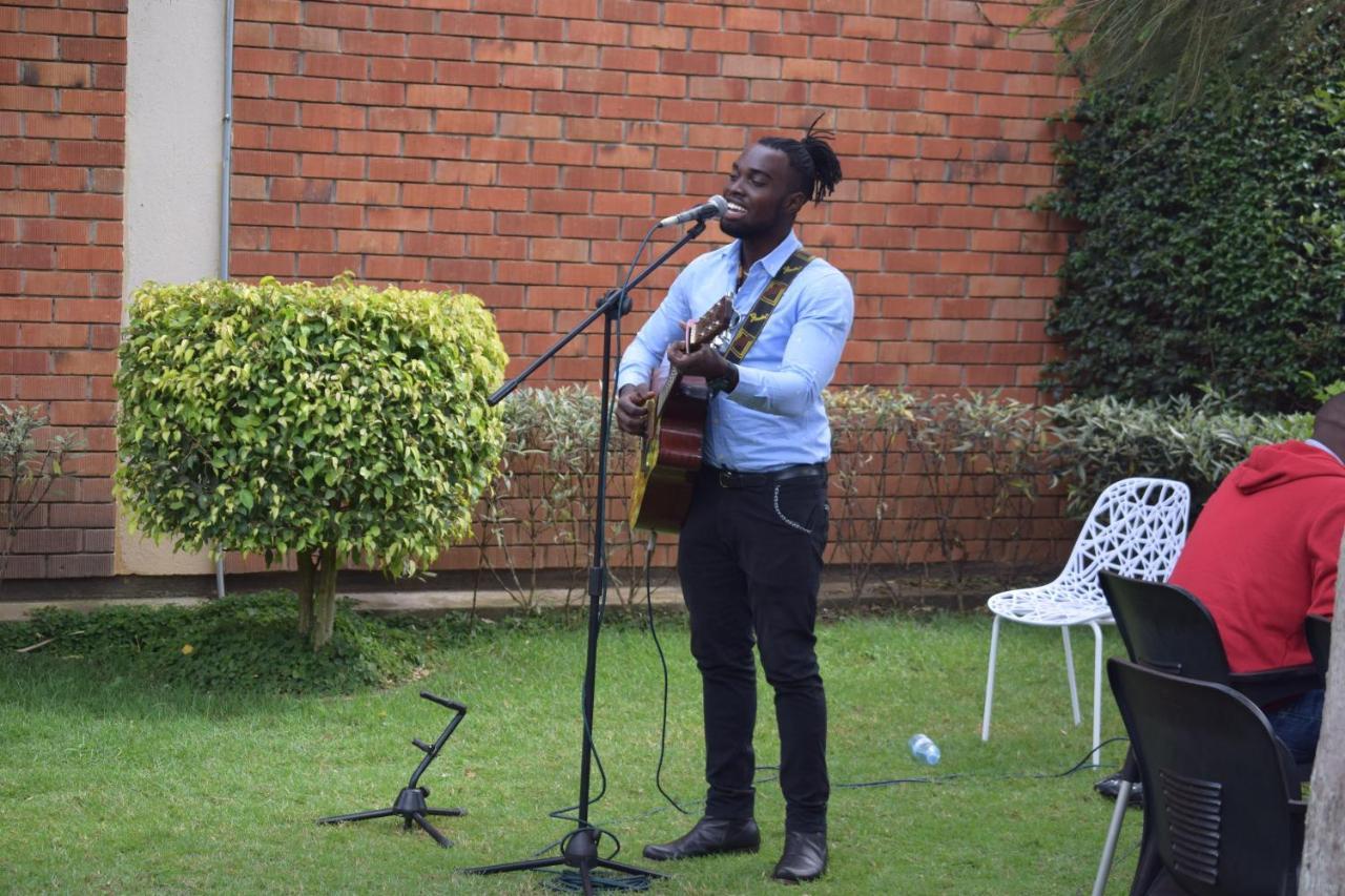 Acacia Hotel Mbarara Nyamitanga Bagian luar foto