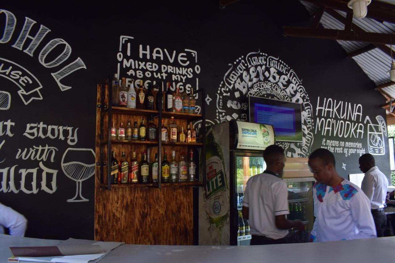 Acacia Hotel Mbarara Nyamitanga Bagian luar foto