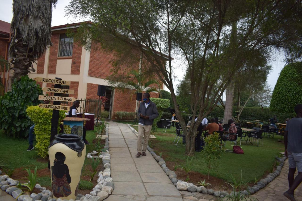 Acacia Hotel Mbarara Nyamitanga Bagian luar foto