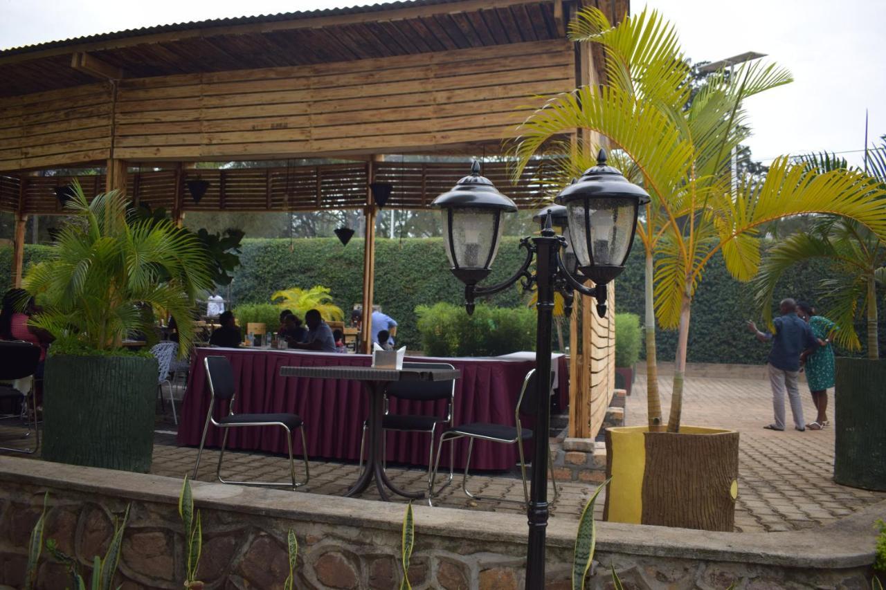 Acacia Hotel Mbarara Nyamitanga Bagian luar foto