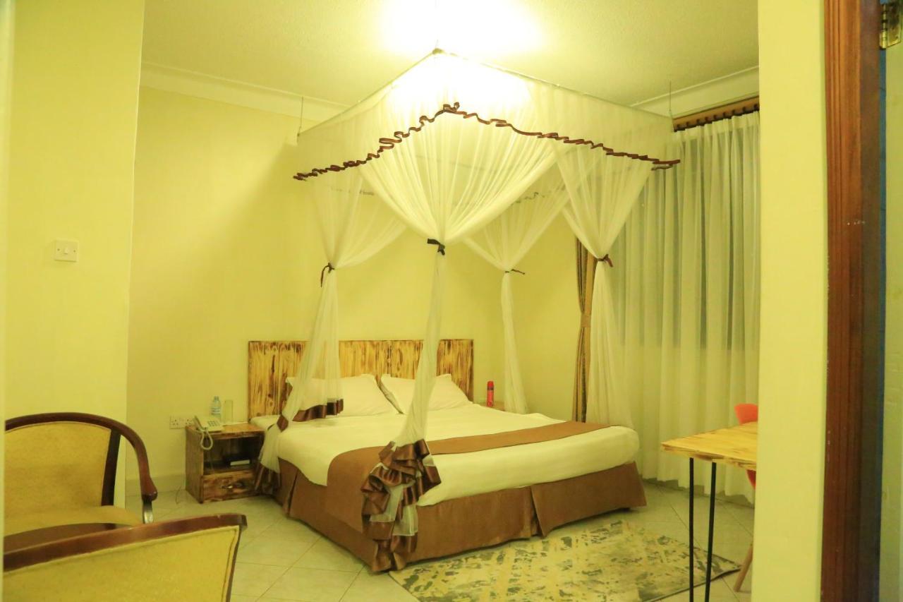 Acacia Hotel Mbarara Nyamitanga Bagian luar foto