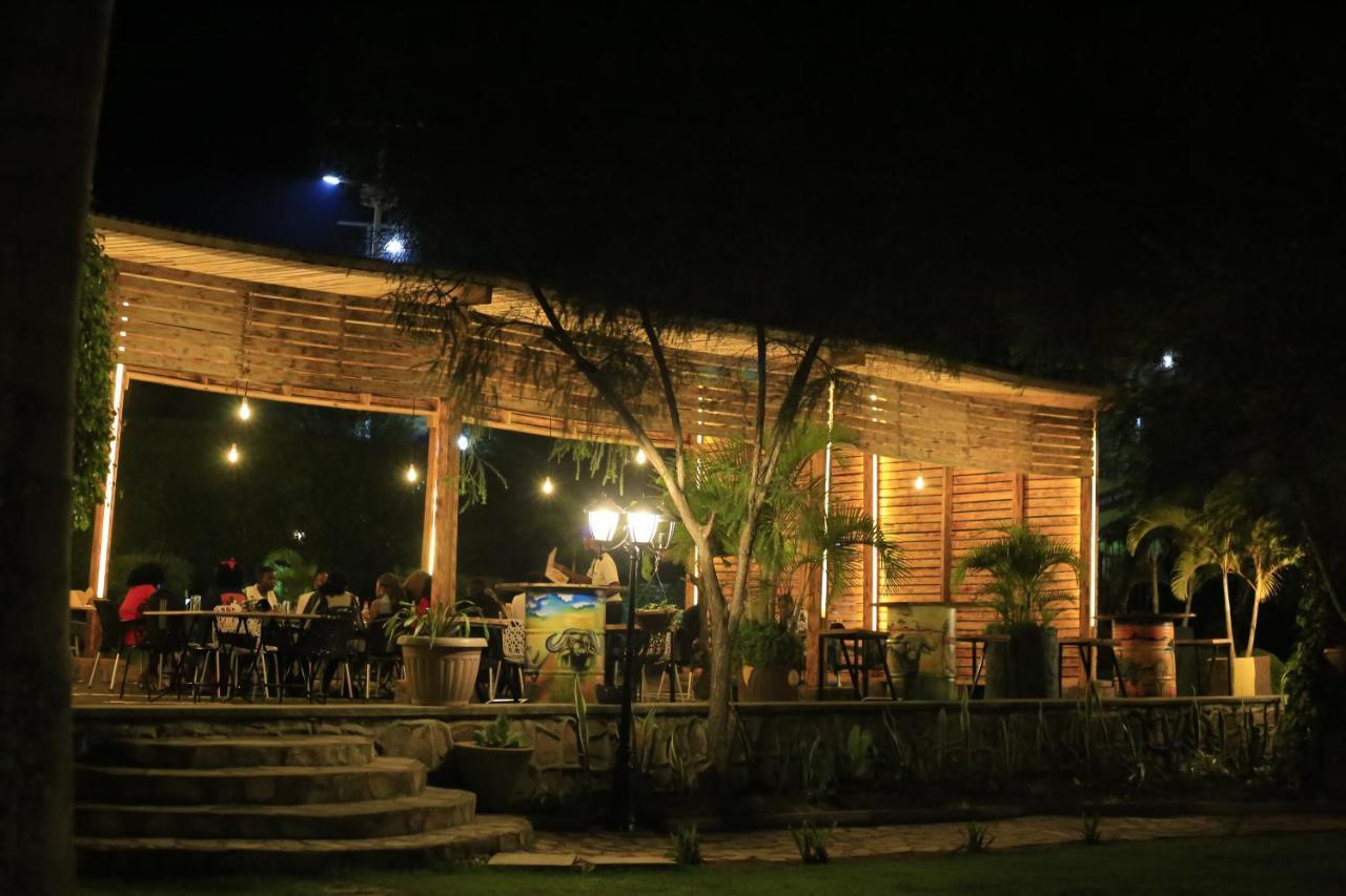Acacia Hotel Mbarara Nyamitanga Bagian luar foto