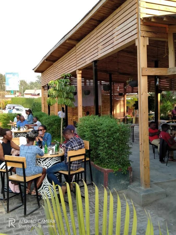 Acacia Hotel Mbarara Nyamitanga Bagian luar foto